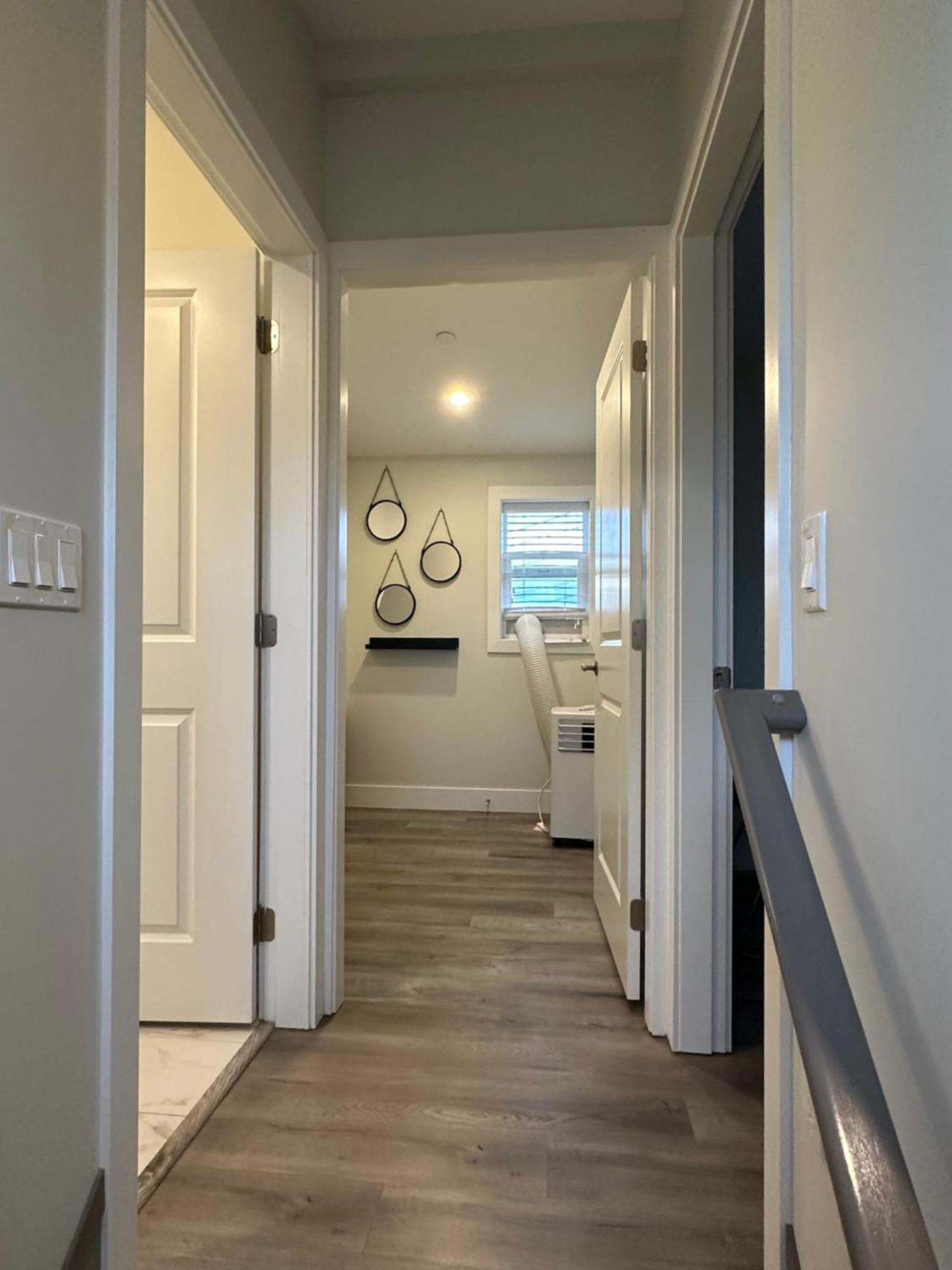 Bright And Cozy Modern Home In Vancouver - Central To Yvr-Downtown - Free Private Parking Екстериор снимка