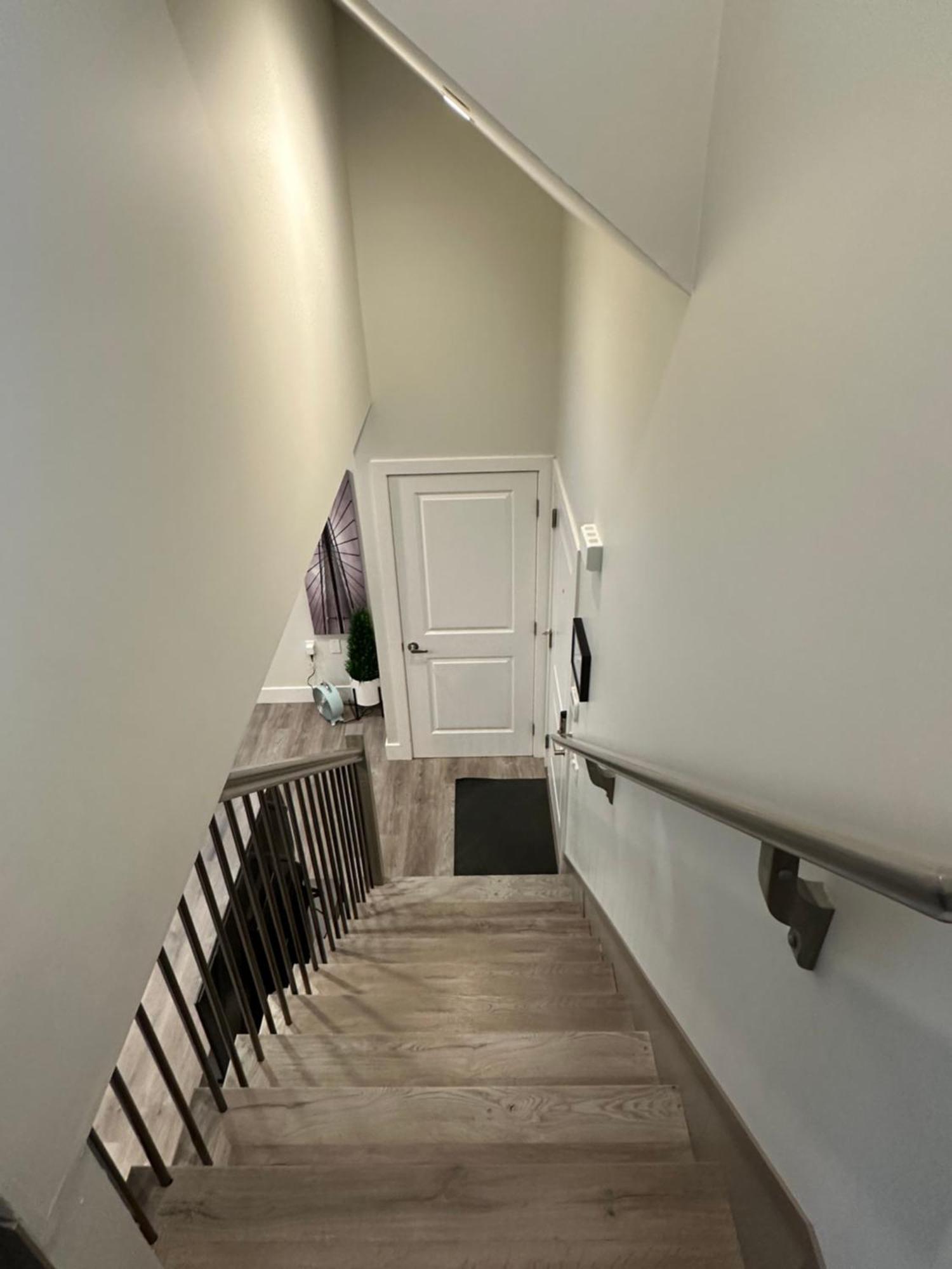 Bright And Cozy Modern Home In Vancouver - Central To Yvr-Downtown - Free Private Parking Екстериор снимка